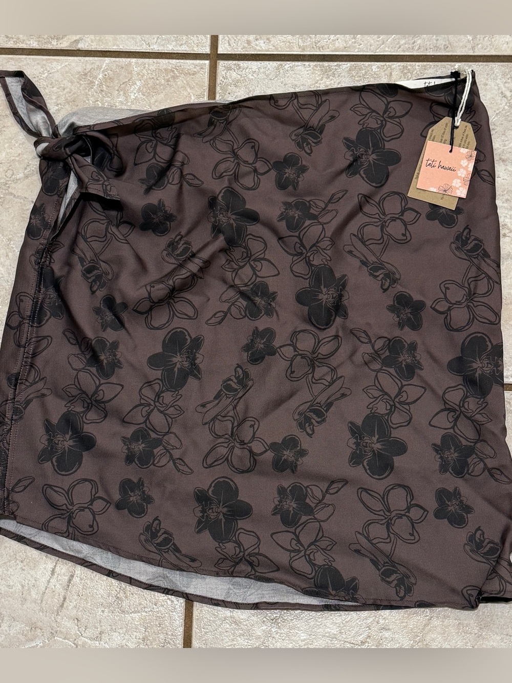 Tati Hawaii Organic Tencel Wrap Sarong Skirt Brown Orchid
Print Beach Cover Up